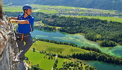 View from the via ferrata Kramsach above the Reintalersee towards the Inntal, (c) Alpbachtal Tourismus/Grießenböck Gabriele