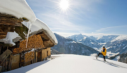 Alpbach snowshoe hiking (c) Alpbachtal Tourismus/Berger Bernhard