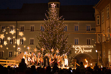 Rattenberger Advent, Adventveranstaltung in der kleinsten Stadt Österreichs, (c) Alpbachtal Tourismus, Griessenböck