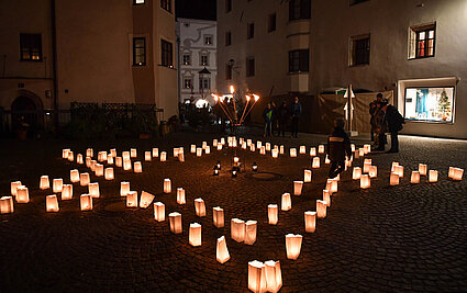 Rattenberger Advent, Adventveranstaltung in der kleinsten Stadt Österreichs, (c) Alpbachtal Tourismus, Griessenböck