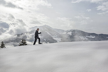 Bischoferalm, Schneeschuhwanderer, (c) Alpbachtal Tourismus/Koy Thomas