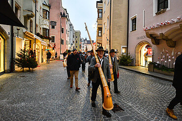 Rattenberger Advent, Adventveranstaltung in der kleinsten Stadt Österreichs, (c) Alpbachtal Tourismus, Griessenböck